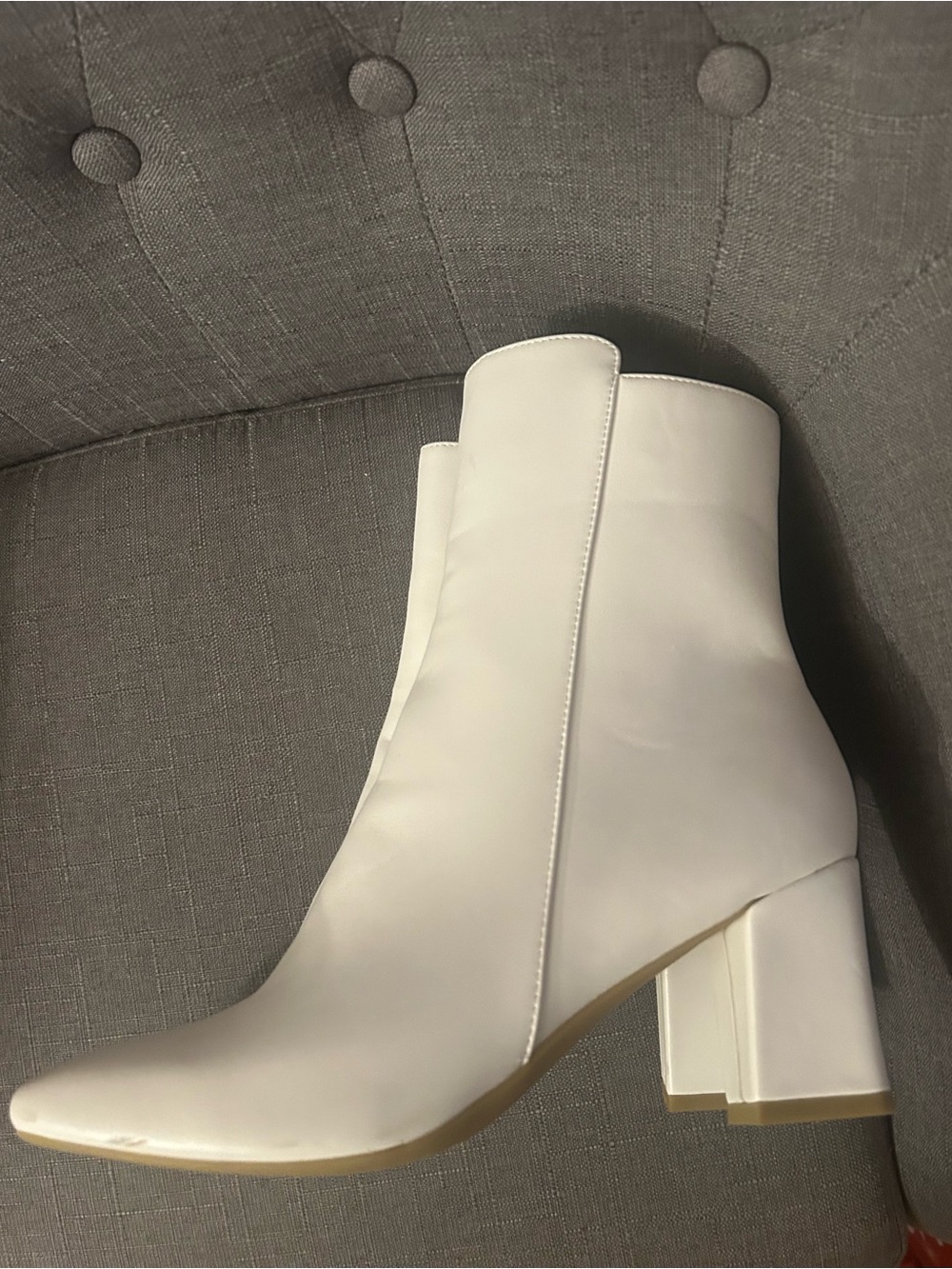 Women’s like new size 11 White Block Heel Ankle Boots